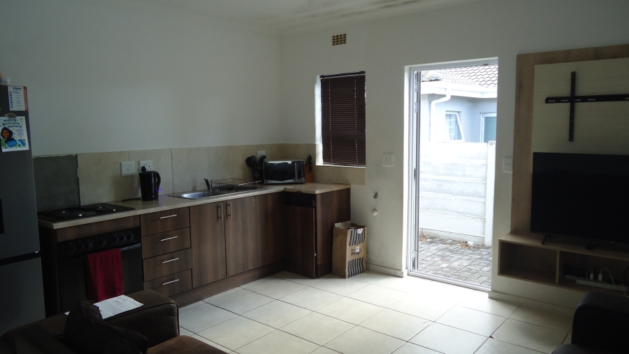 2 Bedroom Property for Sale in Bardale Village Western Cape